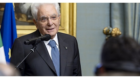 Patarnello, Mattarella tace. Poi la frase da Bari: Essenziale la collaborazione tra le istituzioni