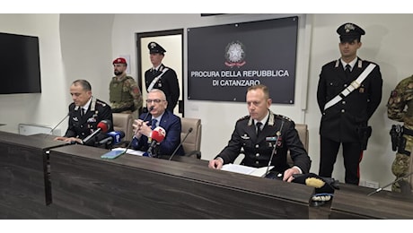 'Ndrangheta a Lamezia e dintorni, un'associazione mafiosa trafficava droga in tutta Italia: 59 arresti. Coinvolti due carabinieri