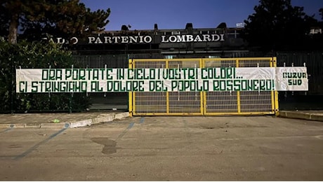 Curva Sud Avellino: Ci stringiamo al dolore del popolo rossonero