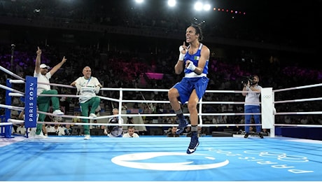 Imane Khelif, l'Algeria prepara la festa per l'oro olimpico: Sono nata donna, gareggio come donna