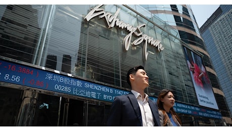 Borsa: Hong Kong negativa, apre a -0,14%