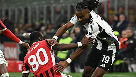 Milan-Juventus finisce tra i sonori fischi, il pubblico di San Siro esprime tutta la sua delusione dopo il big match