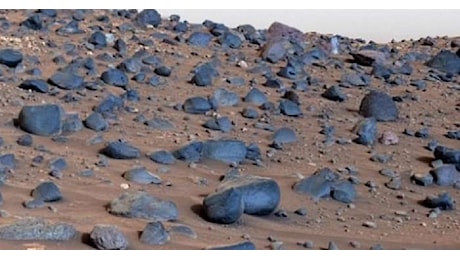 Rocce blu su Marte nelle immagini della Nasa VIDEO