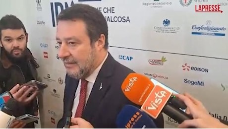 Unicredit, Salvini: Non mi piacciono i monopoli, però mi chiedo: Bankitalia c'è? E vigila?