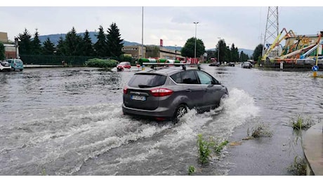 Nuova allerta meteo della Protezione Civile per violenti temporali e nubifragi: ecco le zone a rischio