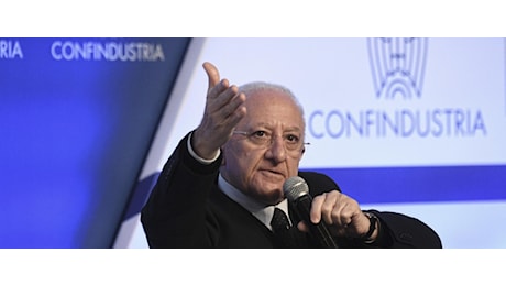 Stangata di Natale per De Luca: condannato a risarcire 609mila euro per le Covid card