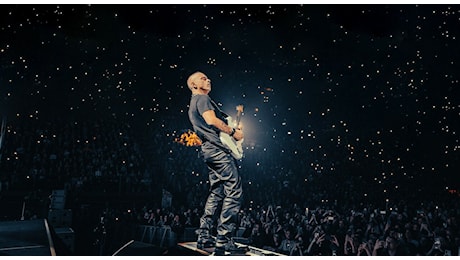 Eros Ramazzotti, concerto a Napoli al Maradona: annunciate le date di “Una Storia Importante World Tour”
