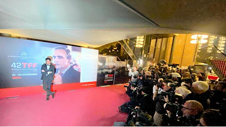 Sfilata di stelle sul red carpet del Torino Film Festival