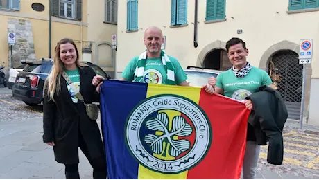 Bergamo si colora di biancoverde: in città 1.300 scozzesi - Foto