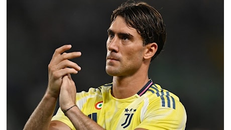 Calciomercato Juve, caccia al vice Vlahovic: i due nomi nella lista dei bianconeri e le ultimissime novità