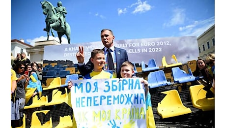 Ucraina, Shevchenko: tribuna dello stadio di Kharkiv in mostra a Monaco. Video