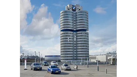 Aggiornamenti Bmw: nuovi modelli elettrici ed ibridi per la serie 1 e 5