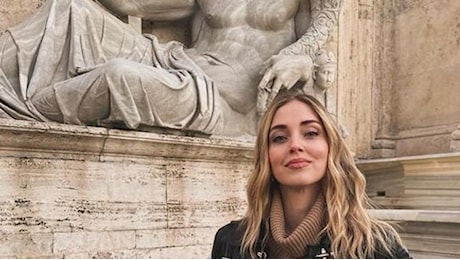 Chiara Ferragni e Tronchetti Provera a Roma: selfie, carbonara e caffè (turistico) a Campo de’ Fiori