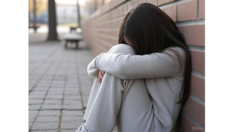 Professore di Asti agli arresti domiciliari accusato di aver avuto rapporti sessuali con due studentesse di 15 e 16 anni