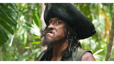Hawaii, è morto Tamayo Perry: l’attore de ‘I Pirati dei Caraibi’ è stato sbranato da uno squalo