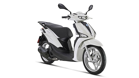 EICMA 2024, Piaggio Liberty 125, Medley 200, Beverly 310 e Vespa GTS 310