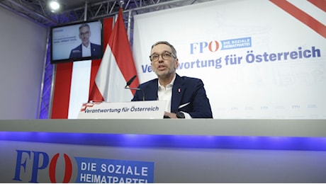 Austria, il leader dell'estrema destra Kickl cerca la coalizione: timori per equilibri politici Ue