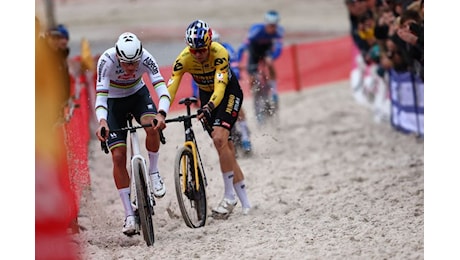 Van der Poel: «Prima vado in vacanza, poi decido se questo inverno farò ciclocross»