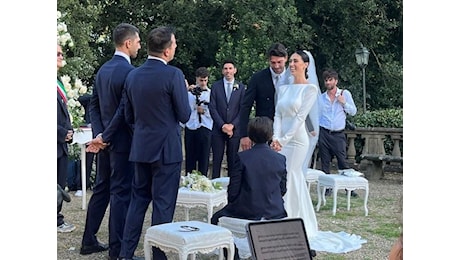 Cecilia Rodriguez e Ignazio Moser sposi, allestita in grande classe la Villa di Artimino
