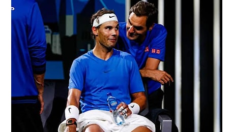 Federer scrive a Nadal: Che incredibile viaggio, il tuo amico tiferà sempre per te