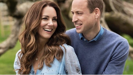 Il Principe William compie 42 anni: il dolce messaggio di Kate (con foto a sorpresa)
