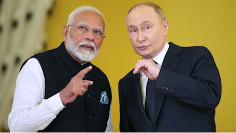 Il premier indiano Modi vola a Mosca da Putin, colloquio su Ucraina e relazioni commerciali