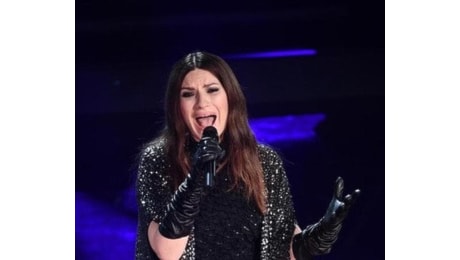 Laura Pausini ha l'influenza, il concerto a Livorno slitta al 23 dicembre