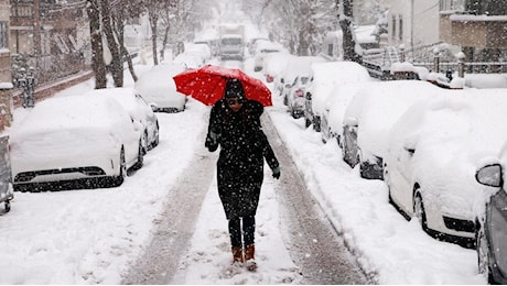 Neve, gennaio accelera: neve a bassa quota in molte regioni d’Italia. Le zone coinvolte