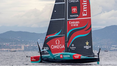 America's Cup: New Zealand vuole alzare il trofeo, ma c'è l'incognita vento