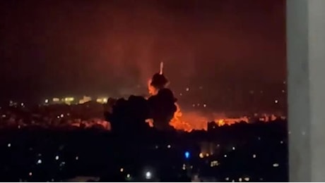 Israele lancia nuovi raid su Beirut, ucciso un leader delle Brigate al-Qassam