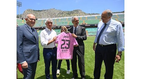 Abodi: “Anche lo stadio di Palermo in competizione per Euro 2032”