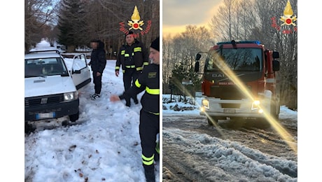 Partono per la Sila in Panda ma restano in panne: due giovani soccorsi dai vigili del fuoco