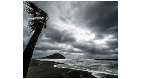 Vento forte in Campania, prorogata allerta meteo