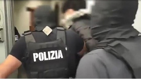 Terrorismo a Bergamo: arrestato un egiziano abitante ad Alzano. «Preparava un attentato ai fedeli della chiesa di Sant'Alessandro in Colonna»