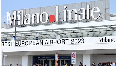 Attacco hacker agli aeroporti di Linate e Malpensa, portali online bloccati e disagi