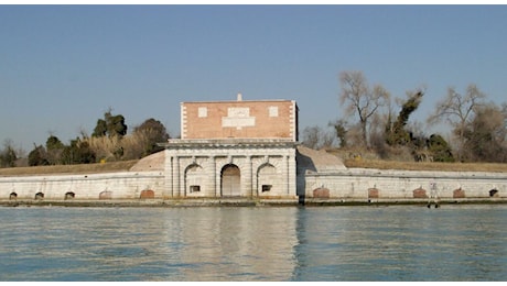 Isole, complessi militari, palazzi: il Demanio mette la laguna in vetrina