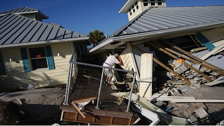 La Florida dopo il passaggio dell'uragano Milton: vittime e miliardi di danni