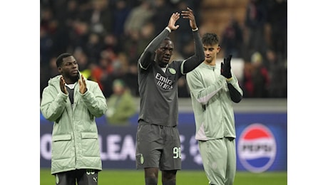 Due stelle illuminano il buio di San Siro