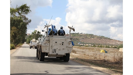 Biden: Israele smetta di colpire forze Unifil”. La condanna di Meloni, Macron e Sanchez