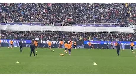 VIDEO VN – Inizia l’allenamento viola tra i cori della Curva