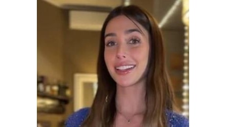 Michelle Comi bannata da Gofundme: la star di OnlyFans aveva raccolto 15mila euro in un giorno per aumentare il seno