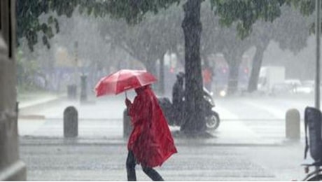 Meteo nel Lazio, è allerta gialla: giovedì venti di burrasca e mareggiate, venerdì piogge e temporali