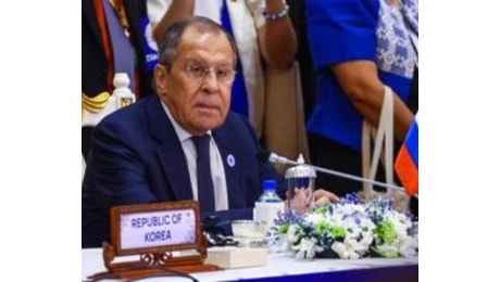 Ucraina, Lavrov: Russia disposta a negoziare ma accordo deve essere inviolabile