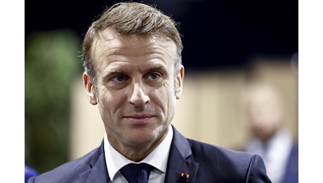 Francia, Macron invita forze repubblicane a costruire maggioranza solida