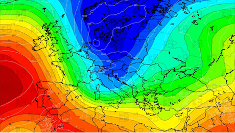 Due perturbazioni in in arrivo: per Natale freddo e neve su parte d’Italia