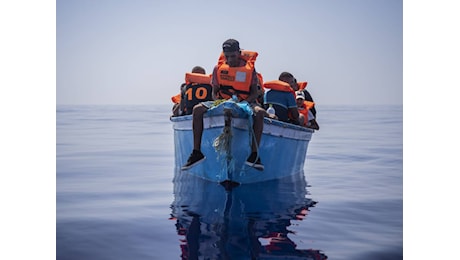 Modello vincente. Le Figaro promuove il governo Meloni sull’immigrazione