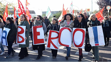 Crisi Berco, ritirati i 480 licenziamenti: esultano i sindacati