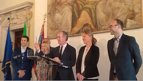 Zaia firma la riapertura del tavolo sulla trattativa per l'autonomia con la stessa bic del referendum del 2017