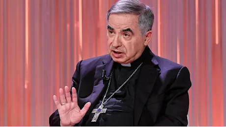 Il caso Becciu e gli omissis, l'avvocata: Un complotto contro il cardinale