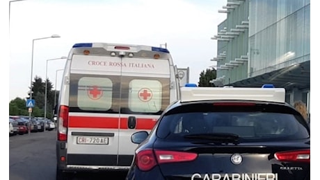 Giovane madre annega la figlia di 10 mesi e poi tenta il suicidio